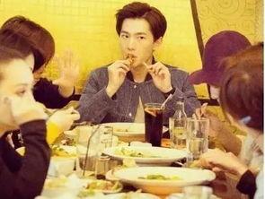 娱乐圈扒姨太 吃瓜大会,揭秘吃瓜大会背后的精彩故事